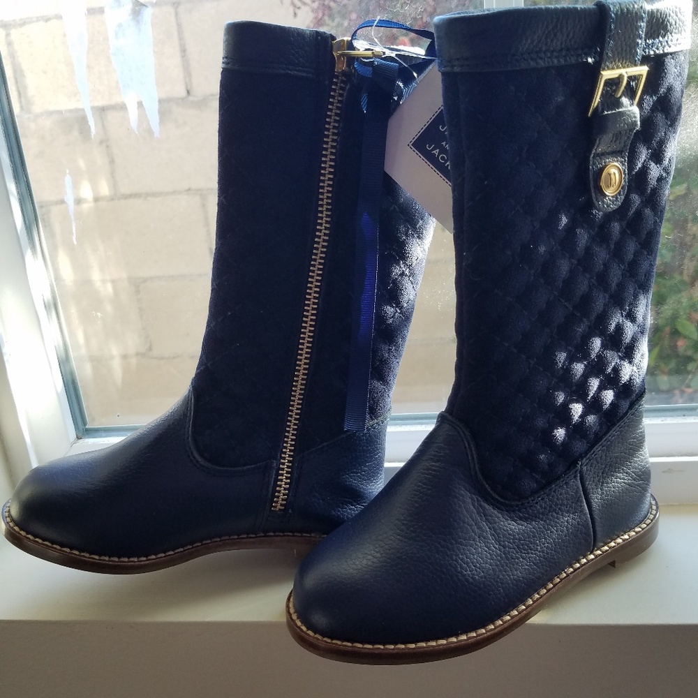 Toddler boots size 9